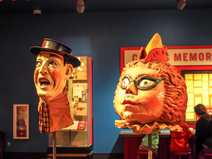 How creepy is the Ringling Brothers Circus Museum | Sarasota, Florida | Barnum and Bailey Circus | Greatest Show on Earth | The Greatest Showman | Circus history | Clowns | What to do in Sarasota