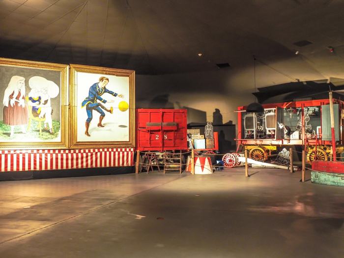 How creepy is the Ringling Brothers Circus Museum | Sarasota, Florida | Barnum and Bailey Circus | Greatest Show on Earth | The Greatest Showman | Circus history | Clowns | warehouse