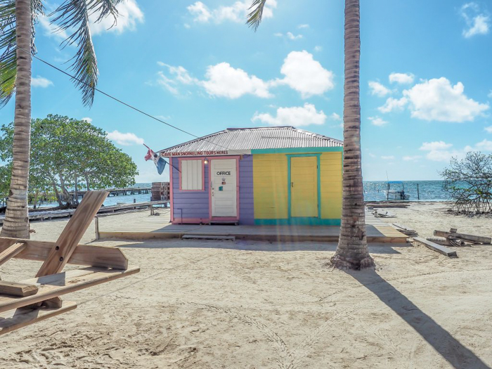 Snorkel hut | Caye Caulker snorkeling with Caveman Snorkeling Tours