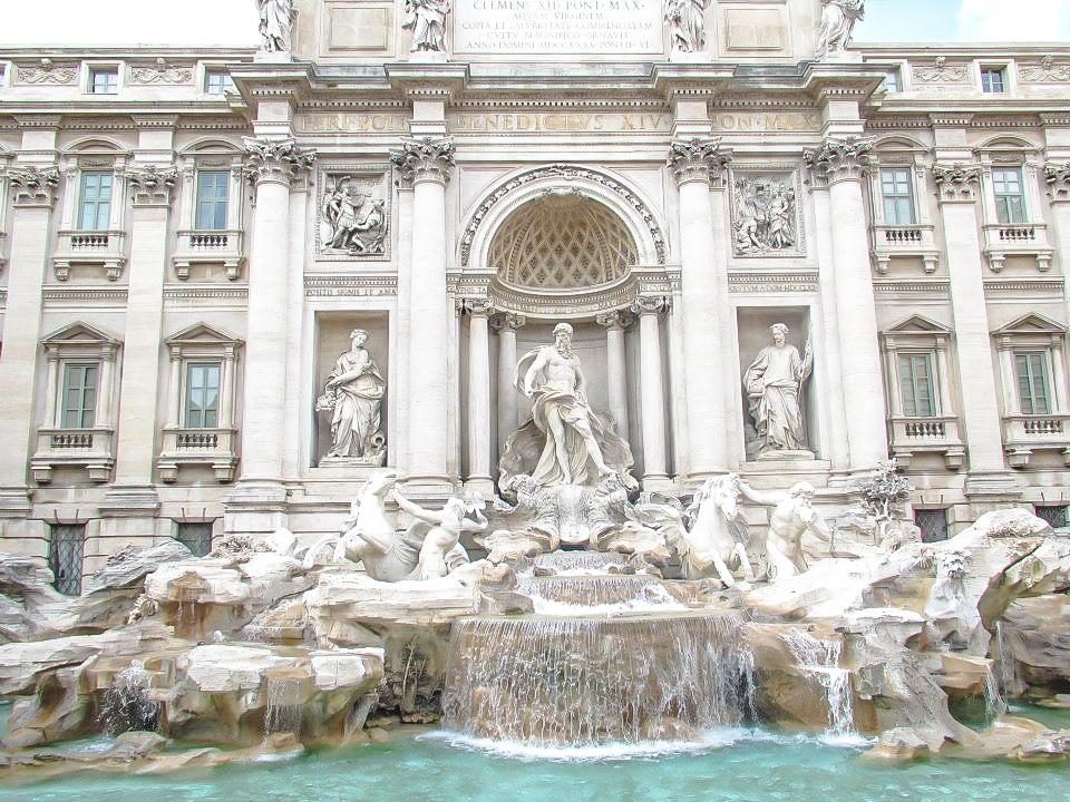 Visiting the Trevi Fountain during 2 days in Rome, Italy