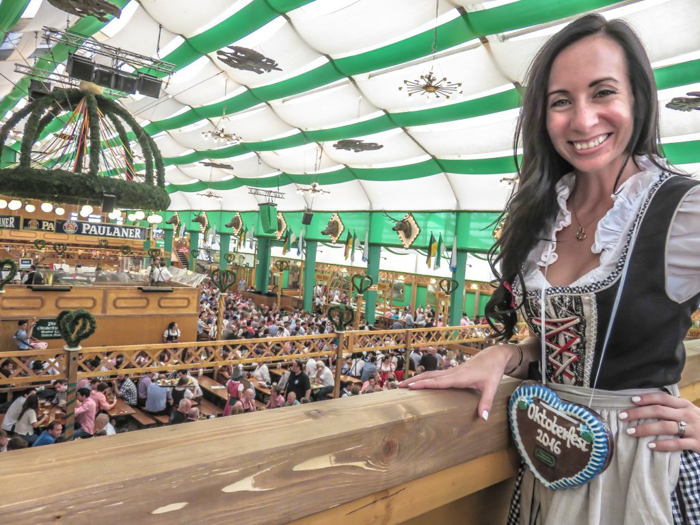 My Wanderlusty Oktoberfest Recap | What it's like at Oktoberfest in Munich, Germany | What it's like to travel to Oktoberfest with Thirsty Swagman | Oktoberfest beer tents | Oktoberfest food and beer | What to wear to Oktoberfest | Oktoberfirsts | dirndl