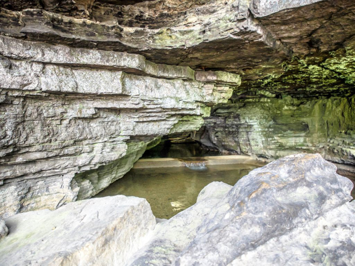 Jack Daniel's Distillery tour in Lynchburg, Tennessee | Tennessee Whiskey | perfect day trip from Nashville | Southern lunch at Miss Mary Bobo's Boarding House | Jack Daniel's Honey | Jack Daniel's Fire | Gentlemen Jack | Jack Daniel's Single Barrel Select | Old no. 7 | cave spring