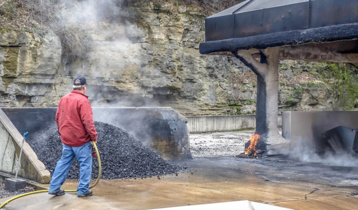 Jack Daniel's Distillery tour in Lynchburg, Tennessee | Tennessee Whiskey | perfect day trip from Nashville | Southern lunch at Miss Mary Bobo's Boarding House | Jack Daniel's Honey | Jack Daniel's Fire | Gentlemen Jack | Jack Daniel's Single Barrel Select | Old no. 7 | making charcoal