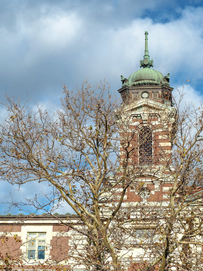 Visiting the Statue of Liberty, New York City // Ellis Island