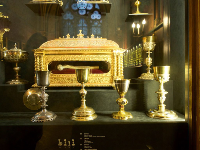 3 days in Paris, France | Paris Museum Pass | Paris Passlib' | Paris Visite | Notre Dame Cathedral | Treasury relics