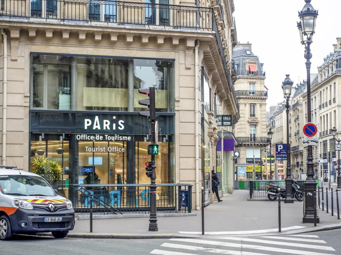 Paris tourism office | 25 Rue de Pyramides | 3 days in Paris, France | Paris Museum Pass | Paris Passlib' | Paris Visite