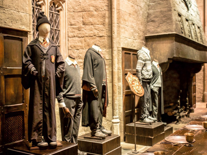 Do This, Not That // Harry Potter Studio Tour | Leavesden, London, UK | Harry Potter film studio and set | Things to do in London | What to do in London | What to see in London | House Gryffindor