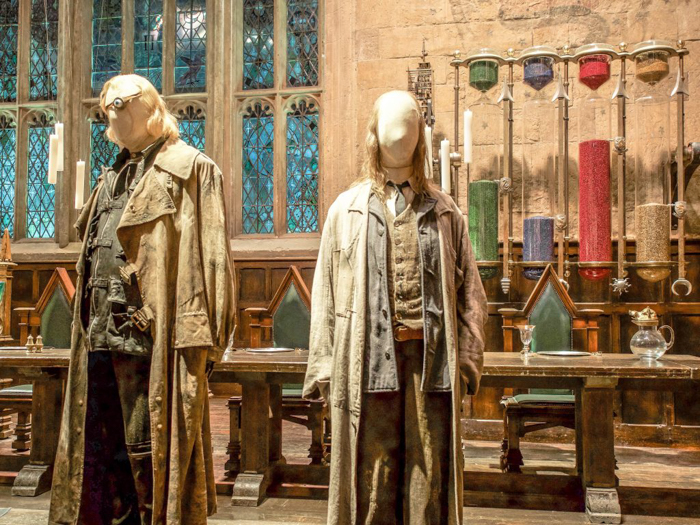 Do This, Not That // Harry Potter Studio Tour | Leavesden, London, UK | Harry Potter film studio and set | Things to do in London | What to do in London | What to see in London | Mad Eye Moody and Mr Filch in the Great Hall