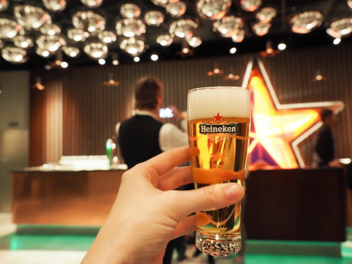 free sample | The Heineken Experience in Amsterdam | the Netherlands | Heineken Brewery | brewery tour | VIP tasting | beer | Amstel | Brand | Affligem | Heineken 41 | beer tasting