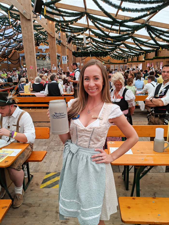 How to dress for Oktoberfest, a Complete and Honest Oktoberfest Packing Guide for dirndls | What to wear to Oktoberfest in Munich, Germany #oktoberfest #dirndl #munich #germany #festival #beerfestival