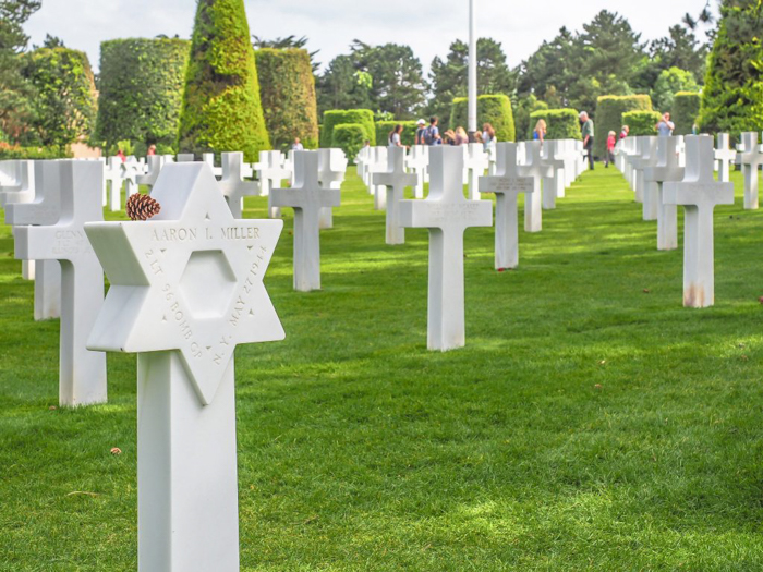 The best D-Day sites to visit in Normandy, France | WWII | WW2 | Normandy American Cemetery | Star of David