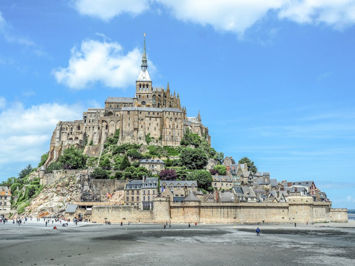 It's actually worth visiting Mont Saint Michel | Normandy, France | Medieval abbey on an island | Bucket list | Disney fairy tale castle inspiration | Mont-St-Michel | close-up