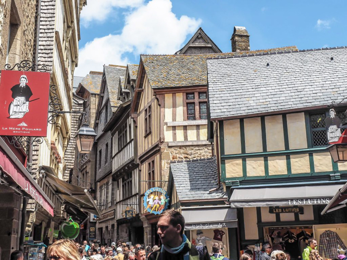 It's actually worth visiting Mont Saint Michel | Normandy, France | Medieval abbey on an island | Bucket list | Disney fairy tale castle inspiration | Mont-St-Michel | shops