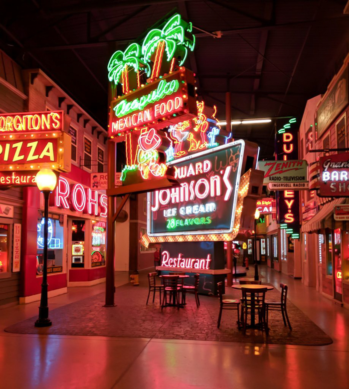 American Sign Museum | Cincinnati, Ohio | Neon signs | How to make | Americana | Private Tour | What to do in Cincinnati | Queen City | Big Boy | American history | Quirky Museums | Unique Museums | Fun things to do in Cincinnati | Main Street |
