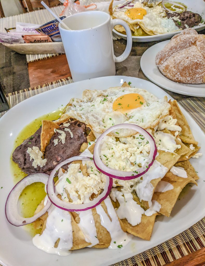 Mexico culture shock: 17 Things That Shocked Me in Mexico | Mexico Coaxaca de Juarez | Chilaquiles verdes | Malande