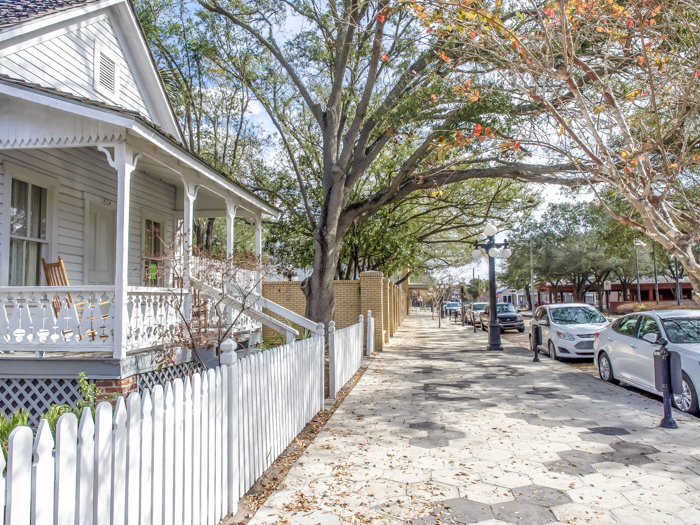 Spend a day in Ybor City | Tampa, Florida | Casita | historic neighborhood