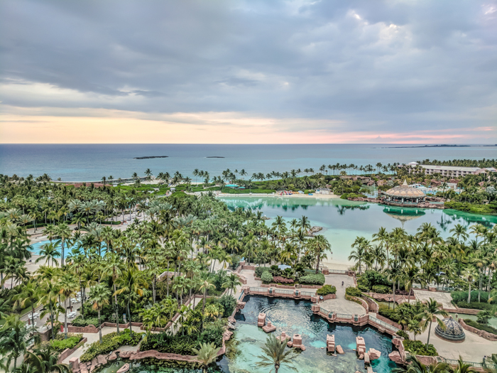Do This, Not That // 2 Days in The Bahamas | The view from Atlantis Royal Towers | Where to stay in The Bahamas #TheBahamas #Bahamas #honeymoon #Atlantis #caribbean #beachvacation #resort