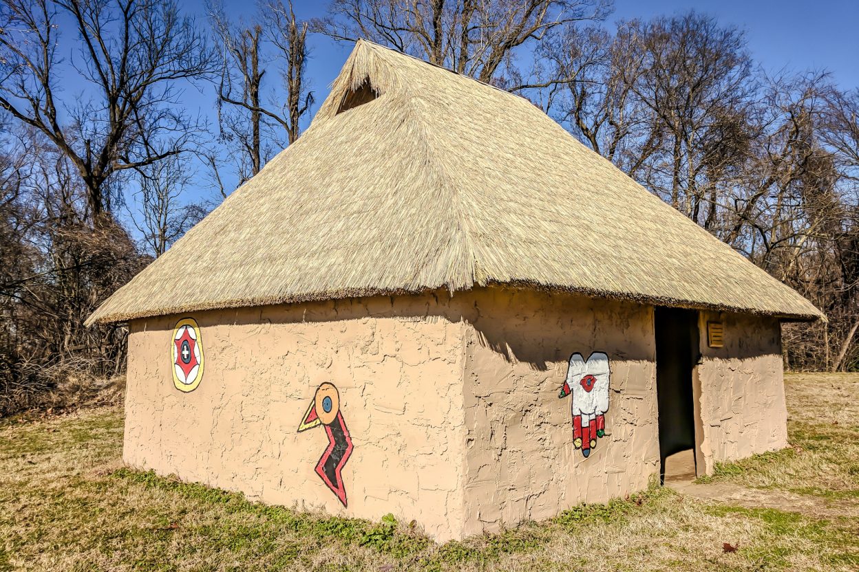 9 Reasons You Should Visit Chucalissa Indian Village | Memphis, Tennessee | West Tennessee Historic Landmark | History museum | Native American, American Indian historical site | Chickasaw, Choctaw, Cherokee, Quapaw, Mississippian culture | Earthen Mound complex