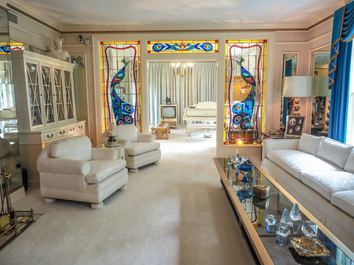 Living room, Music room | 13 Reasons to Visit Graceland in Memphis, Tennessee even if you're not an Elvis Presley fan #Elvis #Graceland #Memphis #traveltips