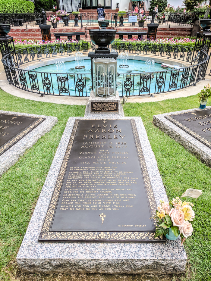 Elvis's grave | 13 Reasons to Visit Graceland in Memphis, Tennessee even if you're not an Elvis Presley fan #Elvis #Graceland #Memphis #traveltips