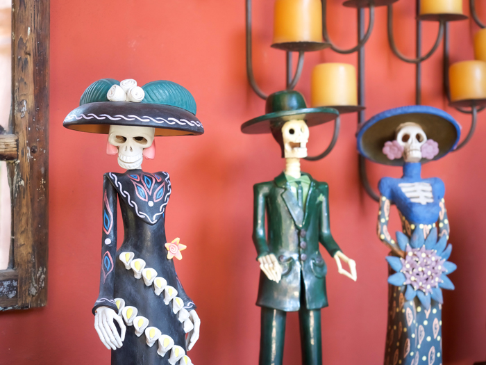 Day of the Dead Lady Skeleton in Purple Dress Figurine Dia de Los Muertos New