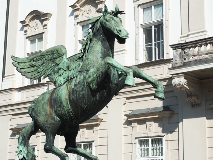 How to Squeeze in a Day Trip to Salzburg from Munich | Austria to Germany | Sound of music, mozart, castle, brewery, museums #salzburg #austria #thesoundofmusic #beer #mozart #daytrip #castle | Mirabell gardens and Pegasus fountain