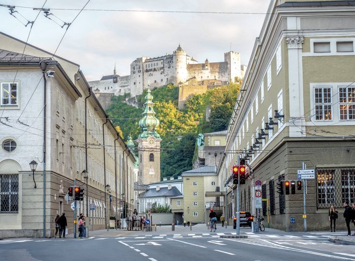 How to Squeeze in a Day Trip to Salzburg from Munich | Austria to Germany | Sound of music, mozart, castle, brewery, museums #salzburg #austria #thesoundofmusic #beer #mozart #daytrip #castle | Salzburg city center + Getreidegasse