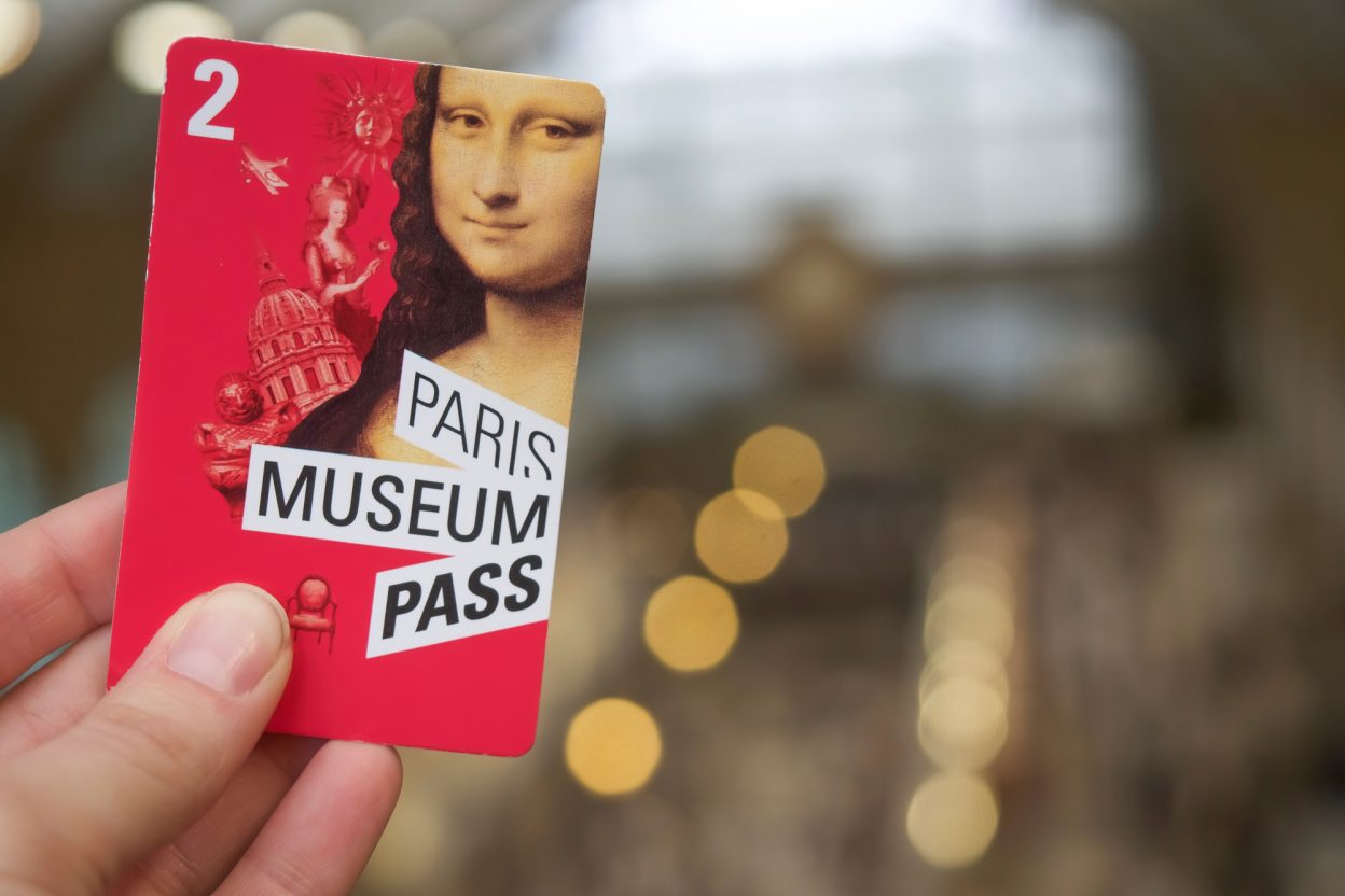 3 days in Paris, France | Paris Museum Pass | Paris Pass | Paris Passlib' | Paris Convention and Visitors Bureau | Notre Dame Cathedral | Saint Chapelle | Musee d'Orsay | Louvre art museum | Eiffel Tower | Seine River cruise | Arc de Triomphe | Notre Dame towers