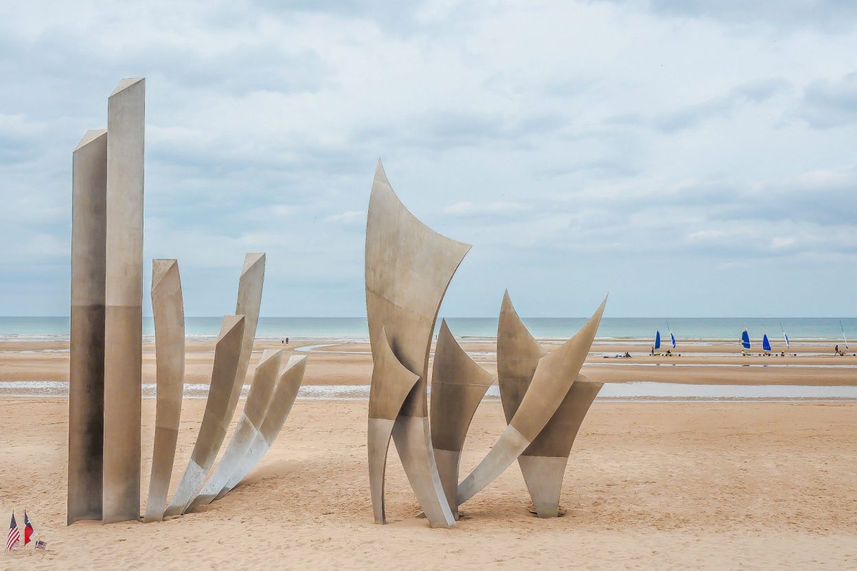 Best D-Day Sites in Normandy, France | WWII | WW2 | Caen Memorial Museum | Arromanches | Omaha Beach | Pointe du Hoc | Normandy American Cemetery | La Cambe German Cemetery | World War 2