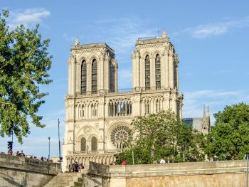 When is the best time to visit Paris, France? Visiting Paris in the summer vs. visiting Paris in the winter
