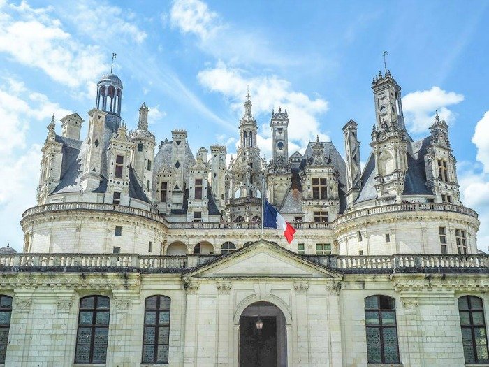 7 France-tastic Things to Do in the Loire Valley | #traveltips #loirevalley #france #daytrips | Chateau Chambord #castle #chambord #chateau