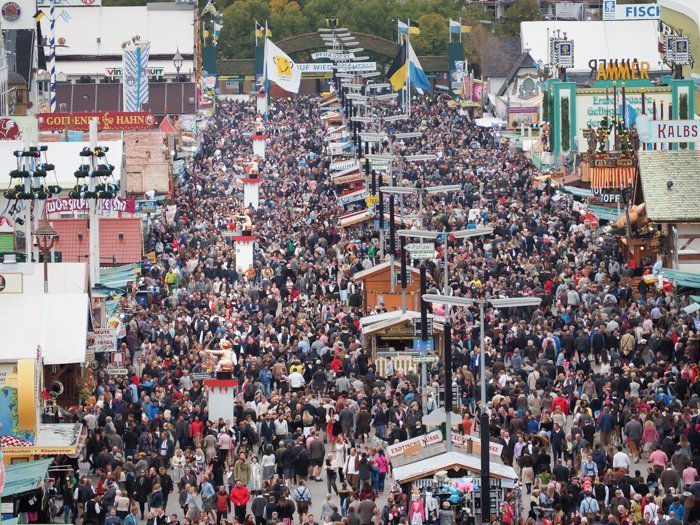 An Oktoberfest Tour Guide's Most Frequently Asked Oktoberfest Questions | Need to know Oktoberfest in Munich, Germany #oktoberfest #munich #germany #beer #festival | Wiesn bathroom cupids