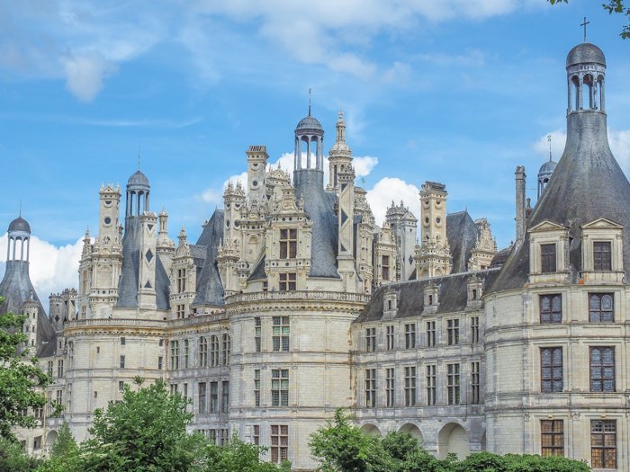 7 France-tastic Things to Do in the Loire Valley | #traveltips #loirevalley #france #daytrips | Chateau Chambord #castle #chambord #chateau