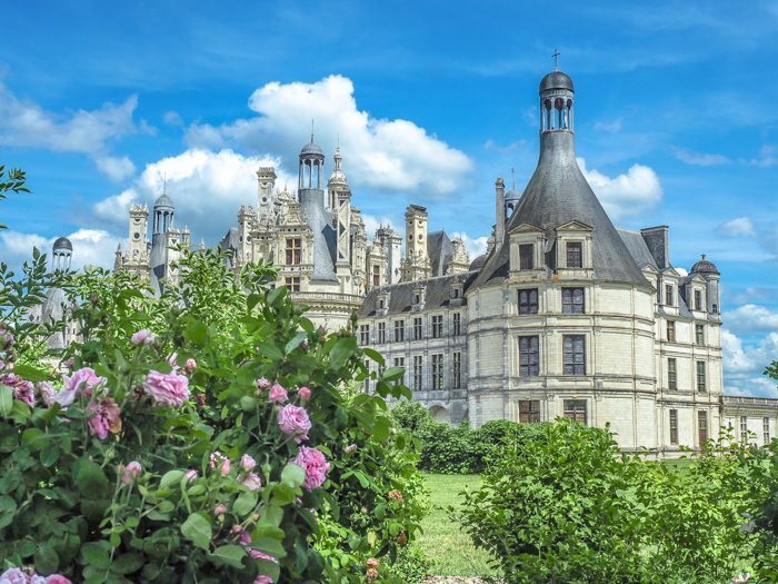 7 France-tastic Things to Do in the Loire Valley | #traveltips #loirevalley #france #daytrips | Chateau Chambord #castle #chambord #chateau
