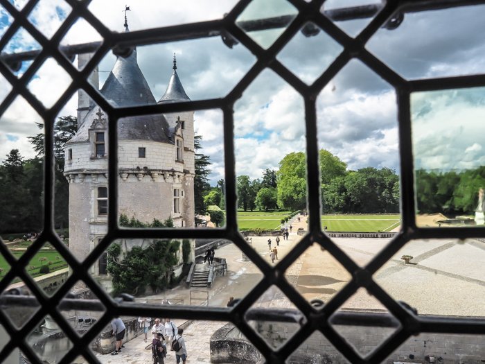 7 France-tastic Things to Do in the Loire Valley | #traveltips #loirevalley #france #daytrips | Chateau Chenonceau #chenonceau #chateau #castle #medici 