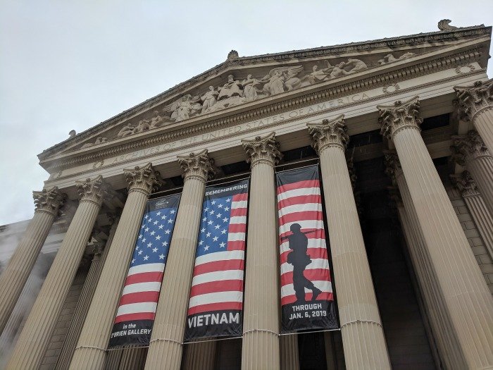National Archives, Declaration of Independence, Constitution, Bill of Rights | A Jam-Packed 3 Days in Washington DC Itinerary for First Time Visitors | #washingtondc #timebudgettravel #USA