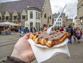 4 days in Belgium | 4 cities | Brussels, Bruges, Ghent, Dinant | waffles and beer and chocolate | Gent, Brugge, Bruxelles, Dinant | What to do in Belgium | Things to do in Belgium | Where to stay in Belgium | Flanders
