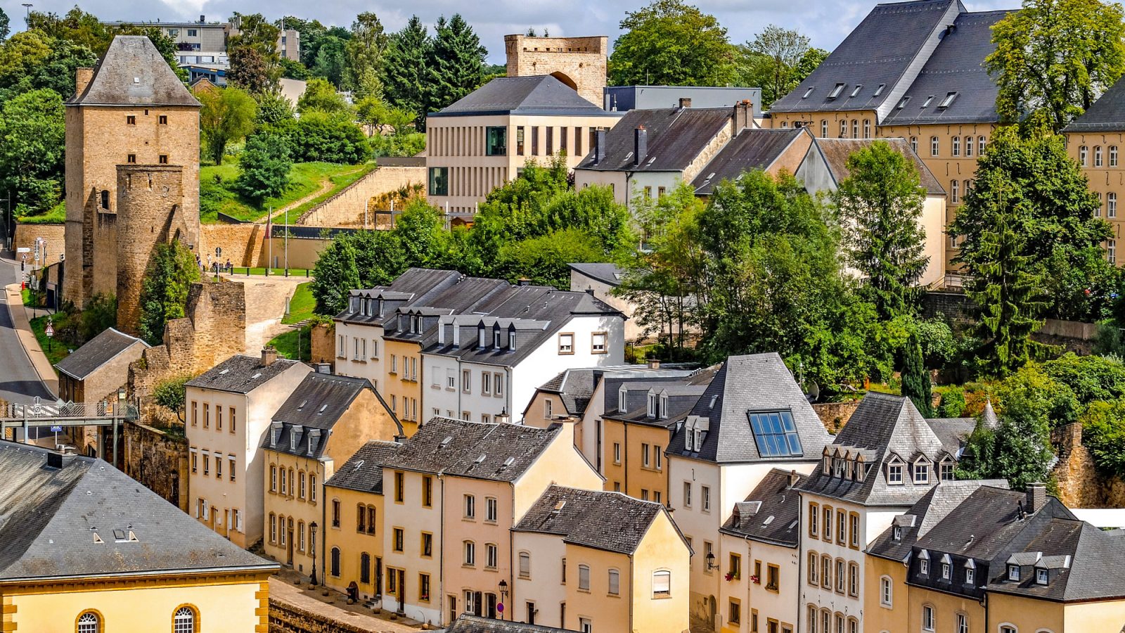 Get to know luxembourg | Where to stay in luxembourg, what to pack for luxembourg, and what you need to know about luxembourg | #timebudgettravel #traveltips #luxembourg