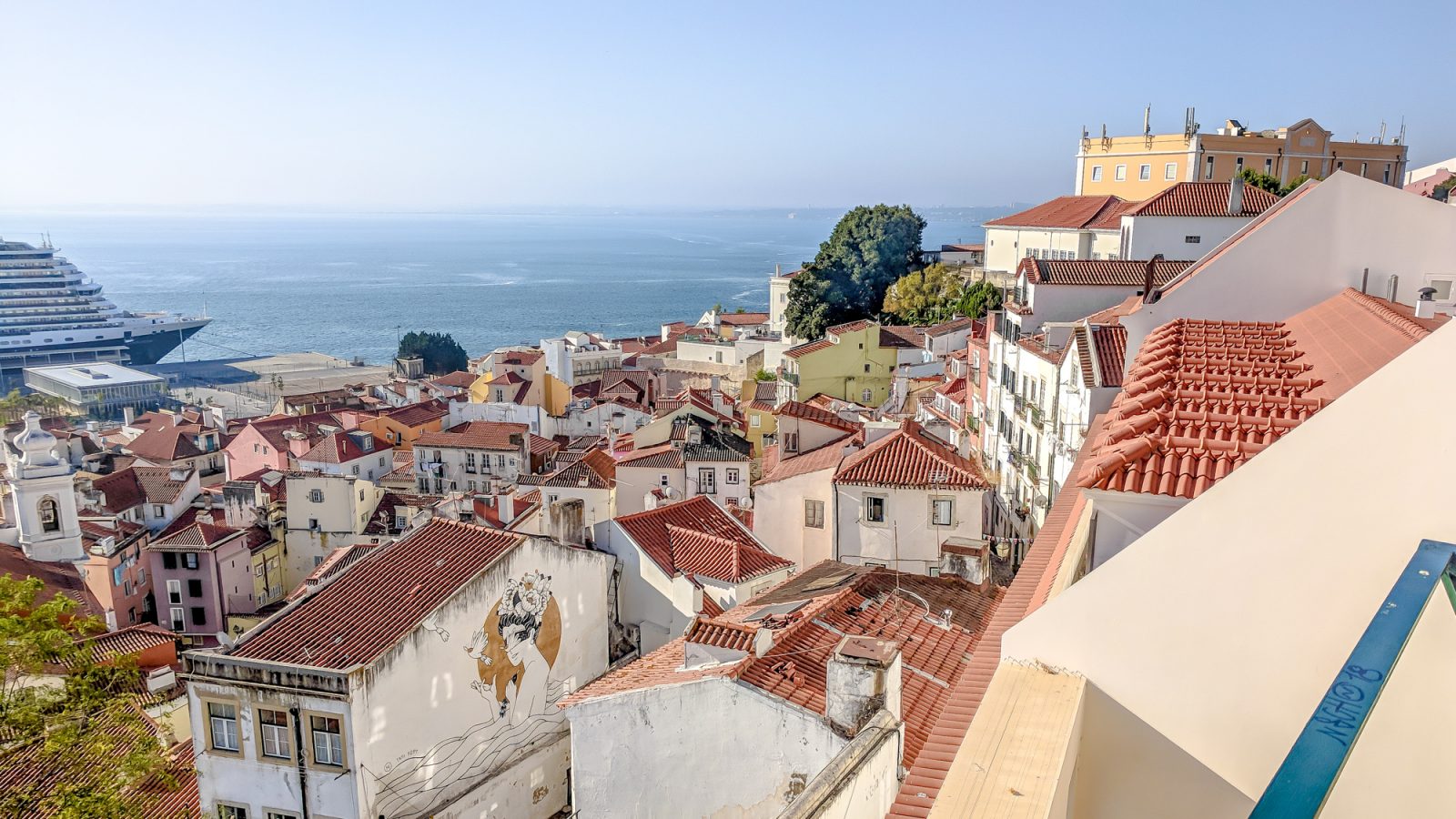 Get to know Portugal | Lisbon, Porto, Azores | Where to stay in Portugal, what to pack for Portugal, and what you need to know about Portugal | #timebudgettravel #traveltips #portugal #lisbon