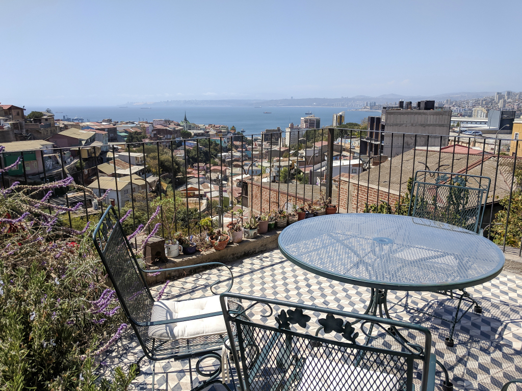chile travel guide | Where to stay in Chile | Valparaiso, Chile