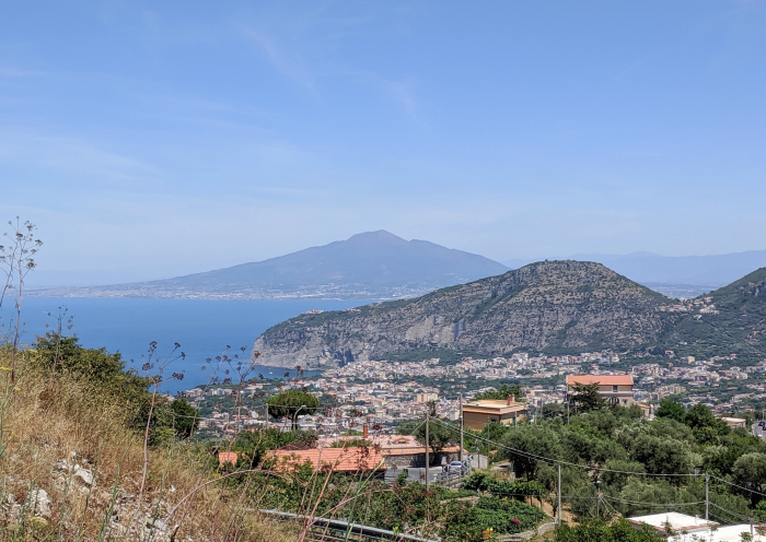 5 days in Sorrento, Italy and the Amalfi Coast | View of the amalfi coast from the road #sorrento #italy #amalficoast 
