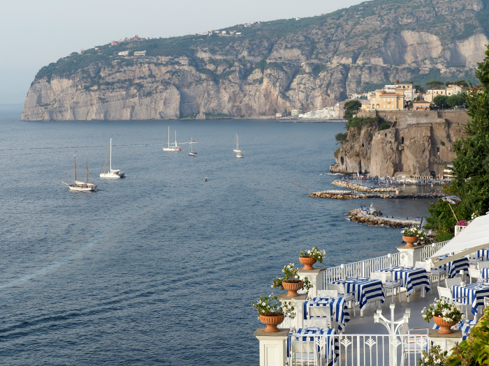 5 days in Sorrento, Italy + the Amalfi Coast | Where to stay in Sorrento, Grand Hotel Riviera #sorrento #italy #naples #grandhotelriviera