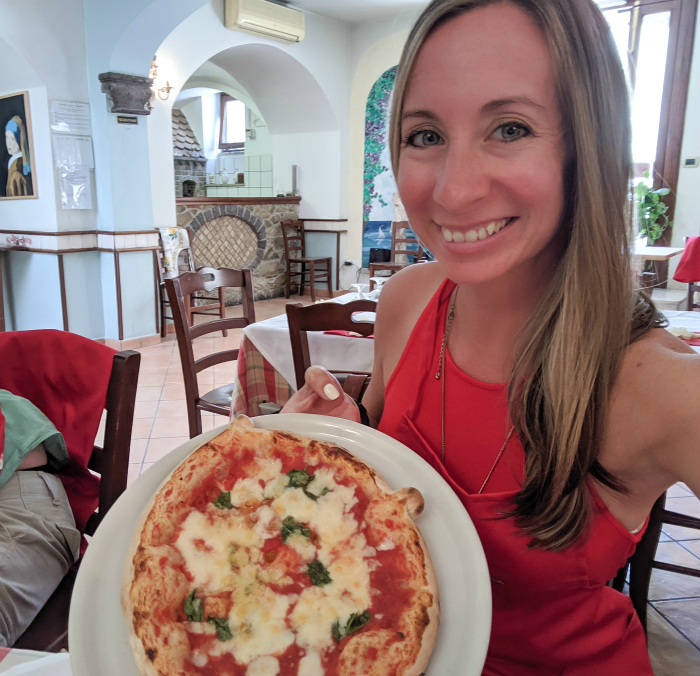 5 days in sorrento, italy + the amalfi coast | food tour and pizza making class #sorrento #italy #pizza #foodtour