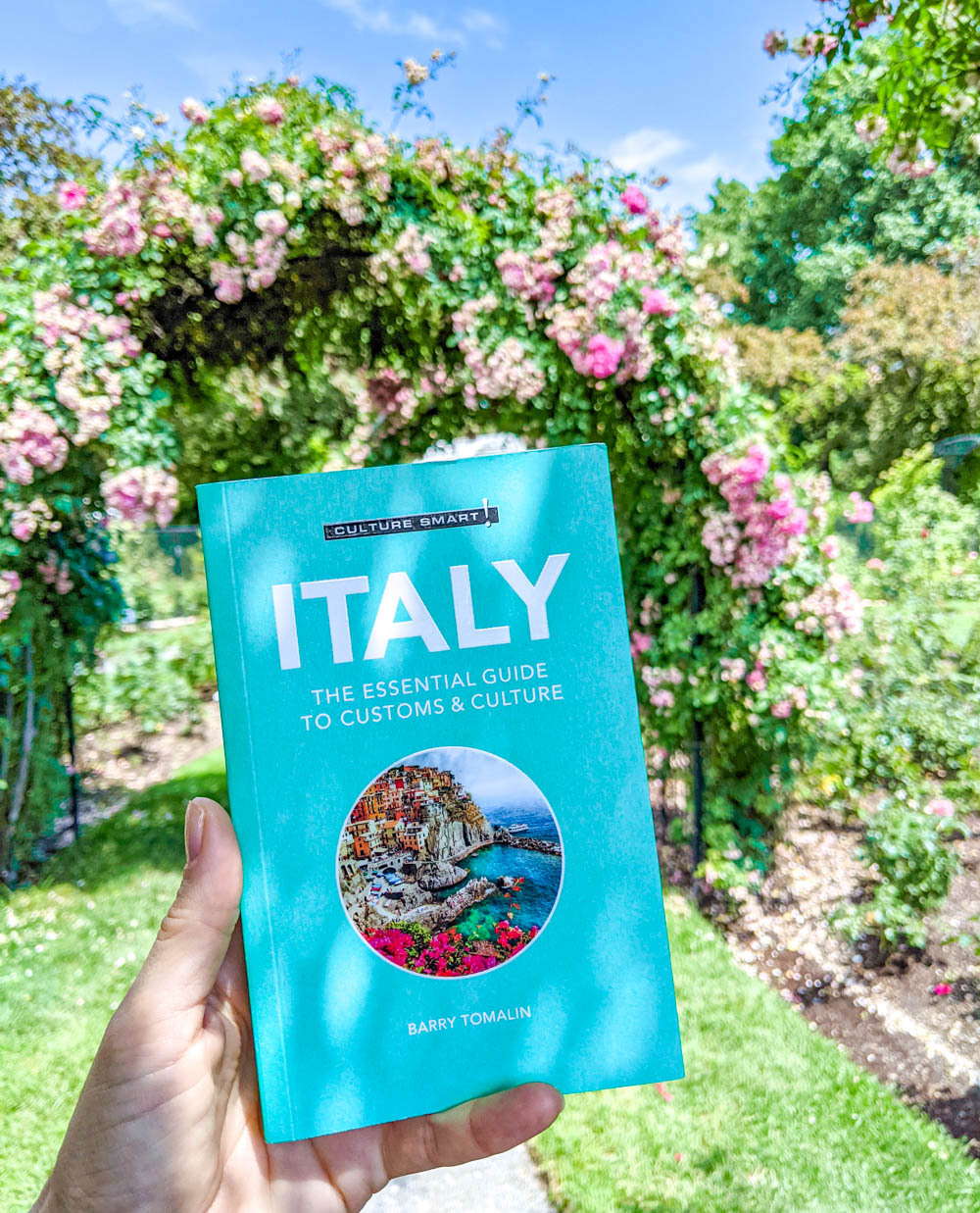 Culture Smart Guides Review: The Best Travel Guidebooks for Your Next Trip | Culture Smart! guidebooks, Culture Smart Italy