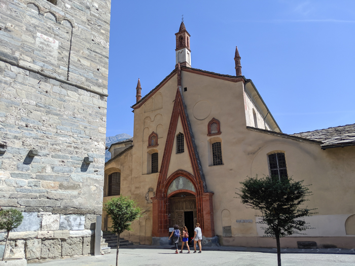 Collegiate Church and Cloister of Saint Orso | How to Spend 1 Day in Aosta, Italy // The Capital of the Aosta Valley | Things to see in Aosta, Things to do in Aosta, Where to eat in Aosta, the smallest of Italy's 20 regions #aosta #italy #aostavalley #traveltips #timebudgettravel #romanruins #ancient #ruins #church