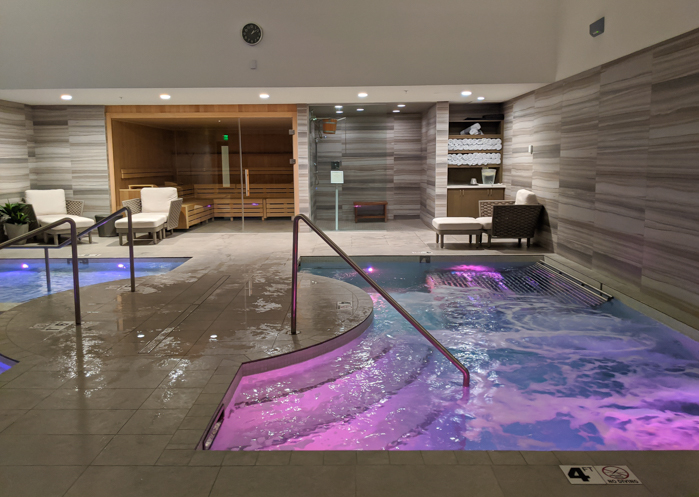 4 Days in Scottsdale, Arizona // A Jam-Packed Itinerary With a Bit of Everything | Things to do in Scottsdale: Aqua Therapy circuit at Civana, aqua therapy room #wellness #spa #relaxation