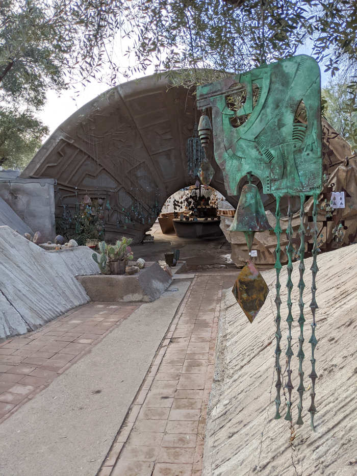 4 Days in Scottsdale, Arizona // A Jam-Packed Itinerary With a Bit of Everything | Things to do in Scottsdale: Soleri studio, Cosanti bells #scottsdale #cosanti #bells