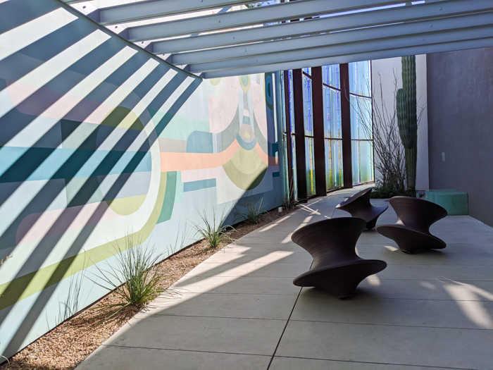 4 Days in Scottsdale, Arizona // A Jam-Packed Itinerary With a Bit of Everything | Things to do in Scottsdale: Scottsdale Museum of Contemporary Art, Murmuration #artmuseum #scottsdale #contemporaryart