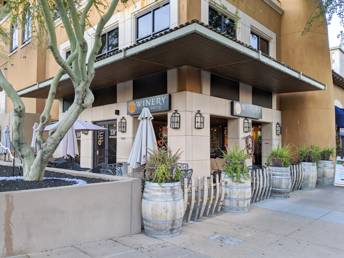 4 Days in Scottsdale, Arizona // A Jam-Packed Itinerary With a Bit of Everything | Where to drink in Scottsdale: LDV Winery #winetasting #winery #scottsdale