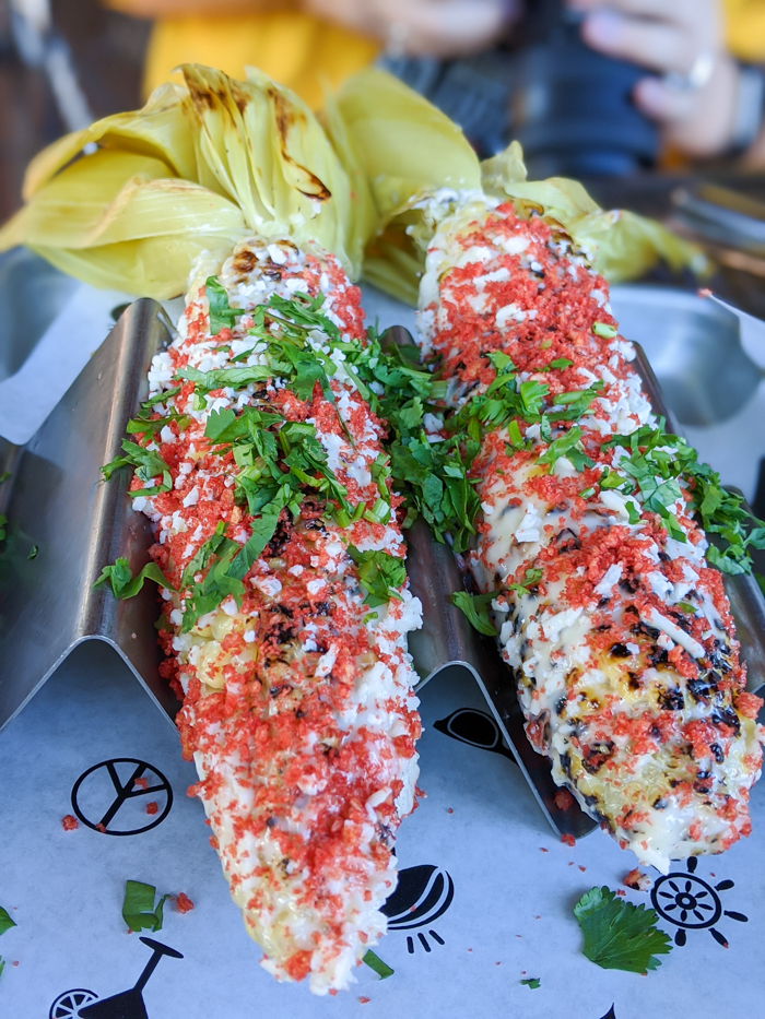 4 Days in Scottsdale, Arizona // A Jam-Packed Itinerary With a Bit of Everything | Where to eat in Scottsdale: diego pops, mexican food #streetcorn #elotes #diegopops #scottsdale